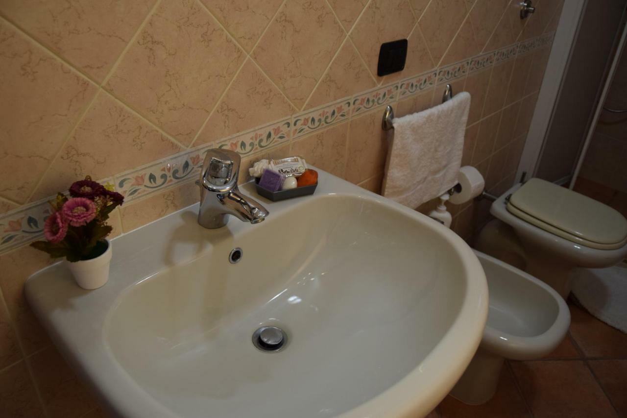 Domunua Holiday House Cefalù Exteriör bild